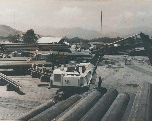 1976-1977 Inicio construcción primer Gasoducto Promigas.