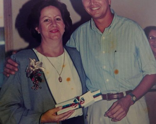 1992 Imagenesde Antonio Celia y Mary de Bellini, secretaria de presidencia.