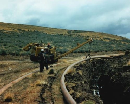1994 : Imágenes del proyecto de construcción del gasoducto de Promioriente que hoy cuenta con dos sistemas de transporte: Gasoducto Barrancabermeja-Payoa-Bucaramanga y Gasoducto Gibraltar-Bucaramanga.-.